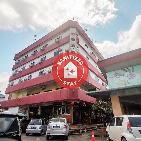 Oyo 90124 Payang Puri Baru Hotel Sarikei Ngoại thất bức ảnh