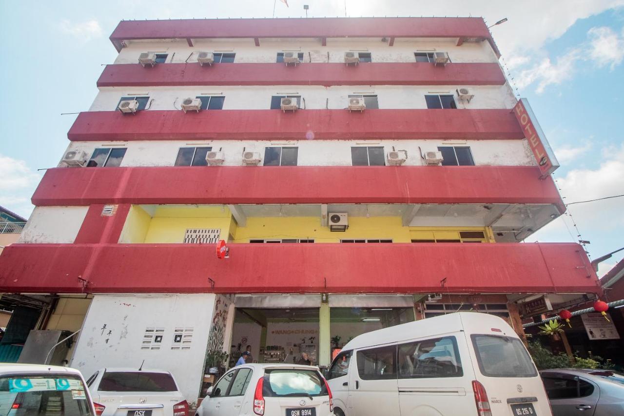 Oyo 90124 Payang Puri Baru Hotel Sarikei Ngoại thất bức ảnh