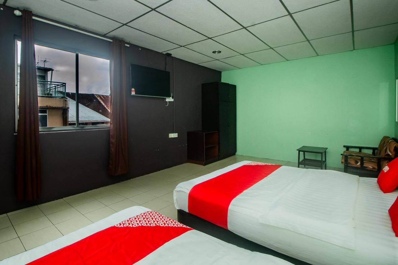 Oyo 90124 Payang Puri Baru Hotel Sarikei Ngoại thất bức ảnh