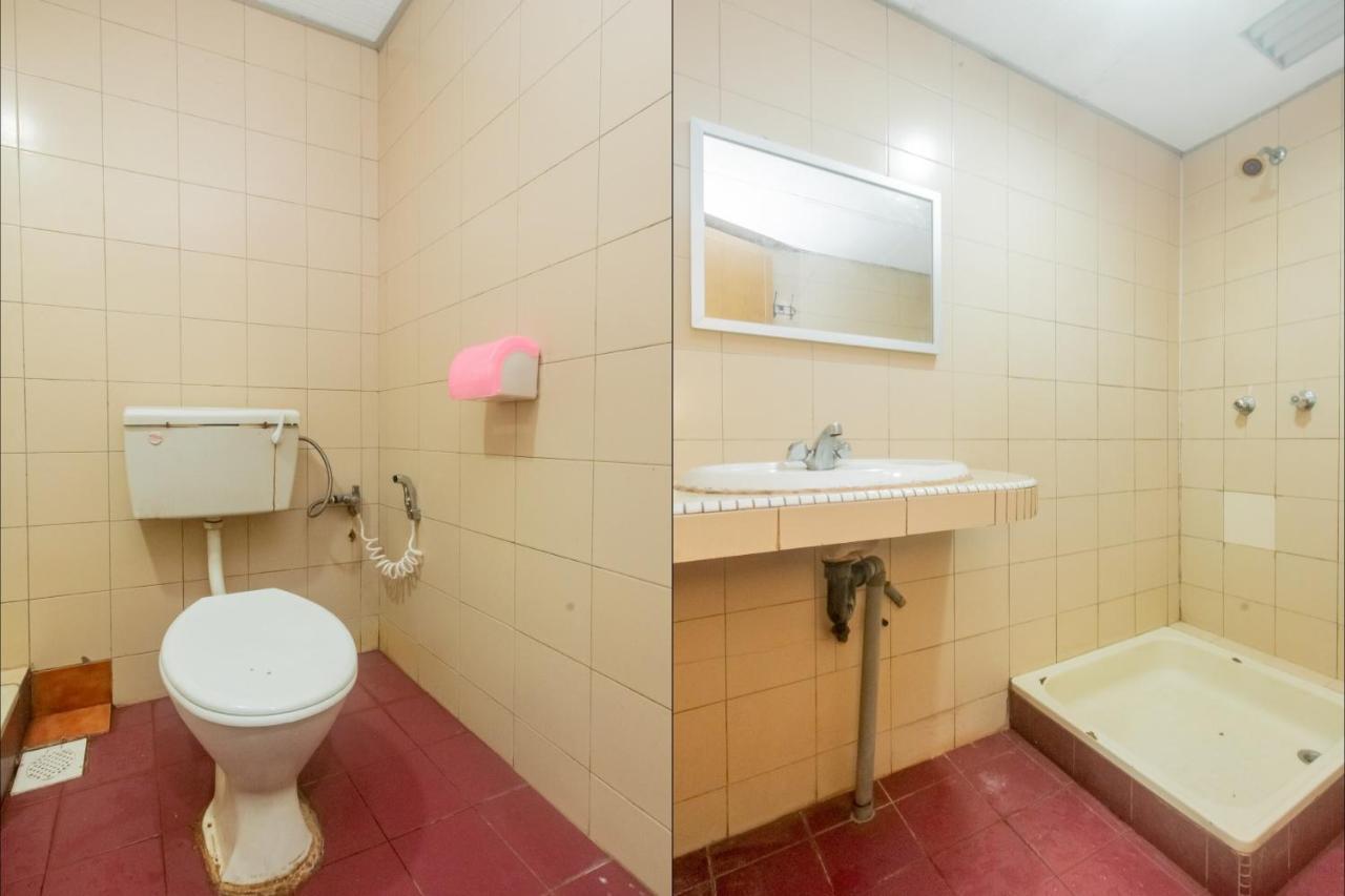 Oyo 90124 Payang Puri Baru Hotel Sarikei Ngoại thất bức ảnh