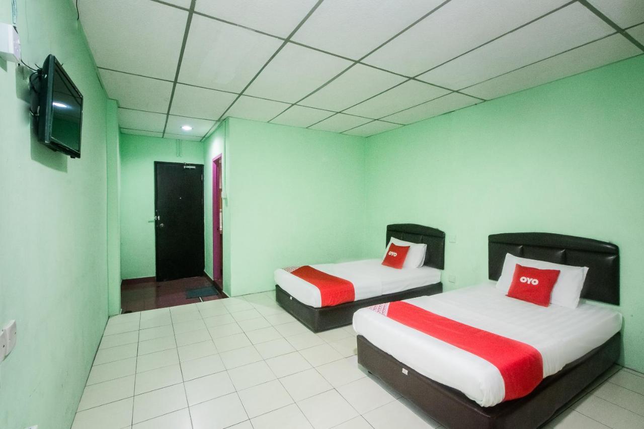 Oyo 90124 Payang Puri Baru Hotel Sarikei Ngoại thất bức ảnh