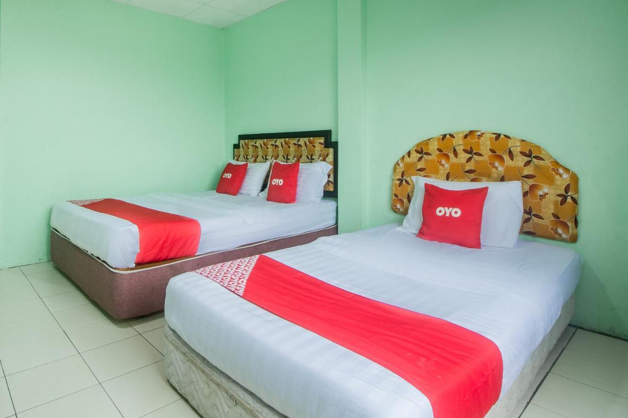 Oyo 90124 Payang Puri Baru Hotel Sarikei Ngoại thất bức ảnh